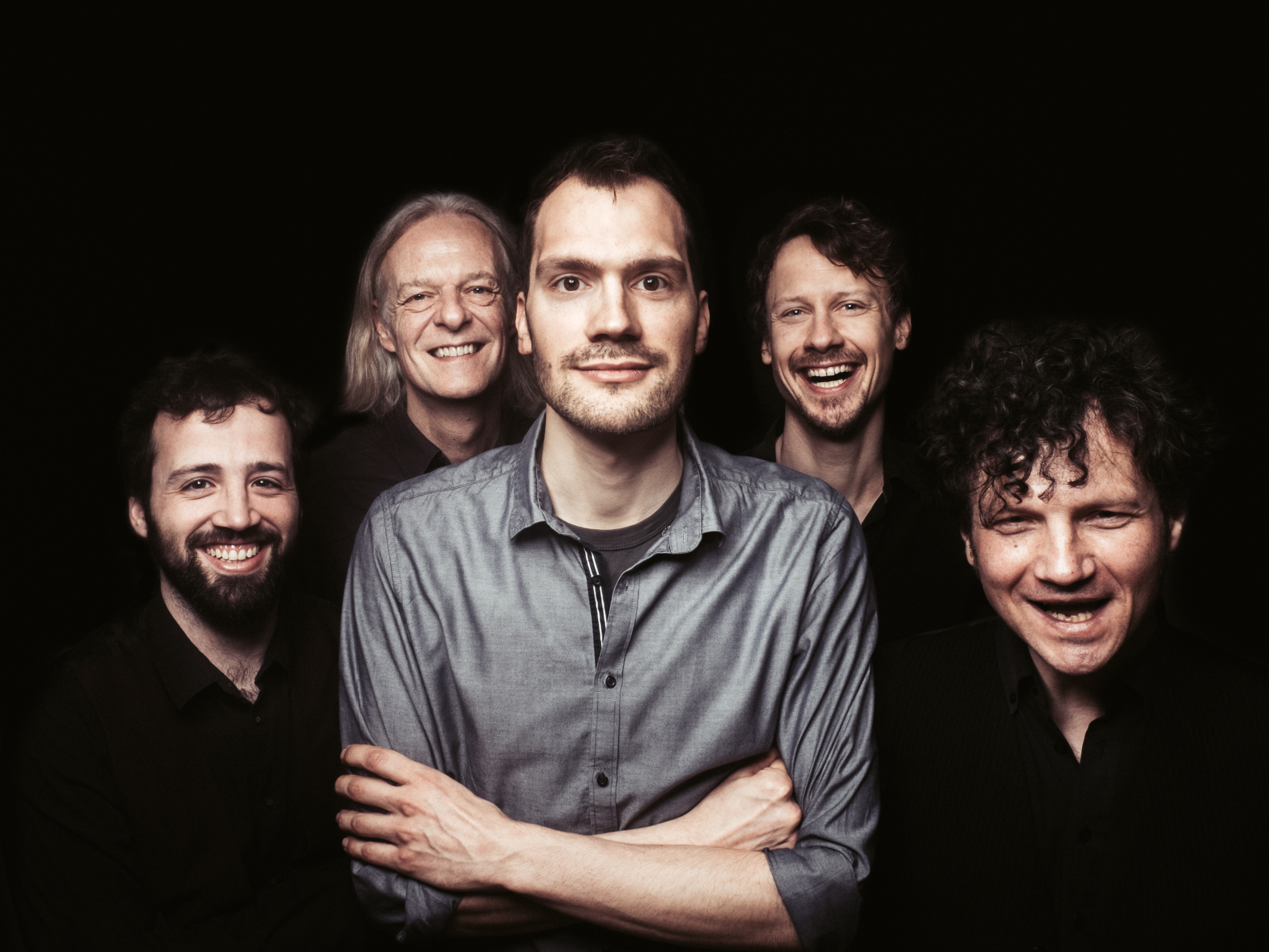 SIMSA FÜNF 1 Schwarz - Georg Buxhofer